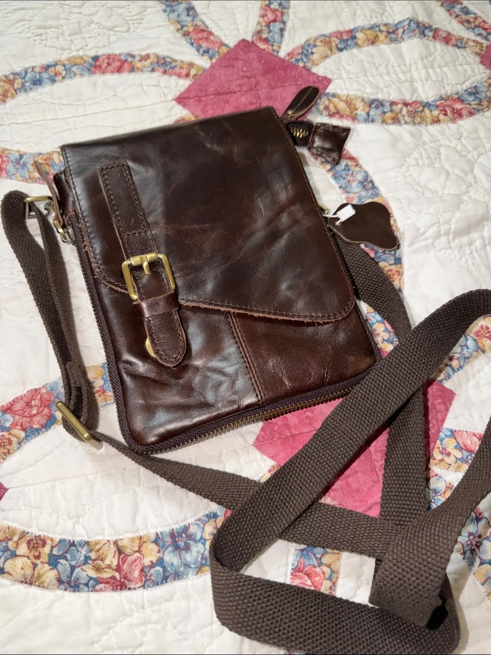 Men’s Leather Messenger Bag adjustable strap
